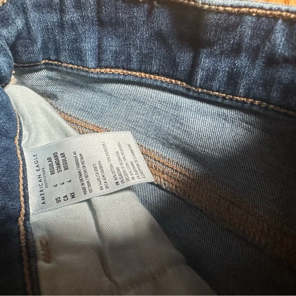 American Eagle Outfitters Dark Blue Distressed Skinny Jeans - Picture 3 of 3